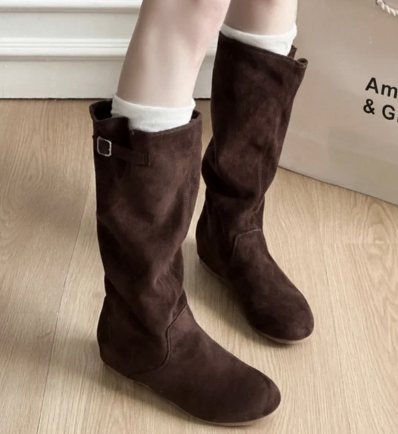 Victoria – Chic Suede Knee Boots