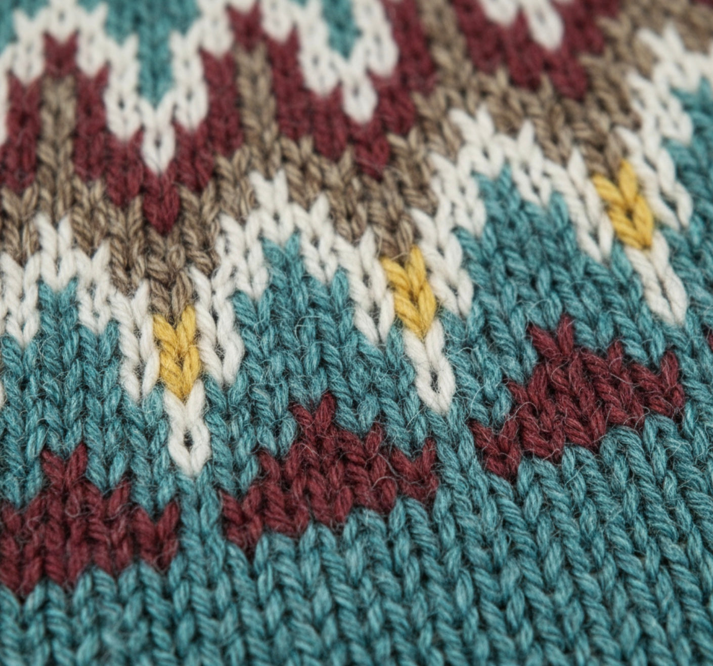 Iris - Cozy Versatile Sweater