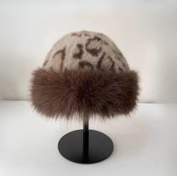 Isabella – Leopard Faux Fur Winter Hat