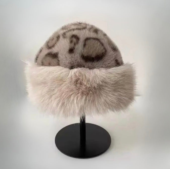 Isabella – Leopard Faux Fur Winter Hat