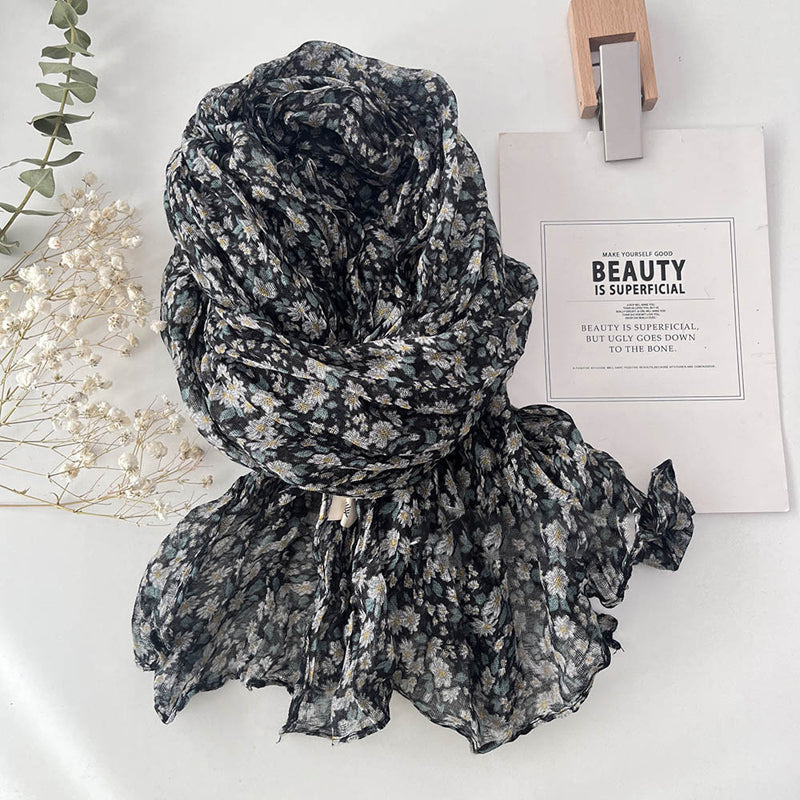 Madeleine - Vintage Scarf with Floral Print
