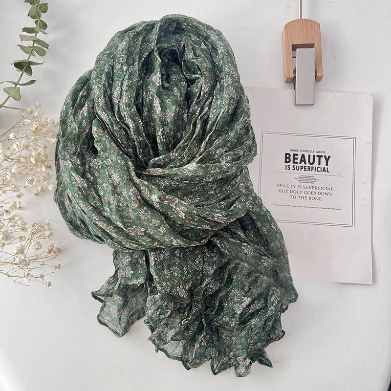 Madeleine - Vintage Scarf with Floral Print