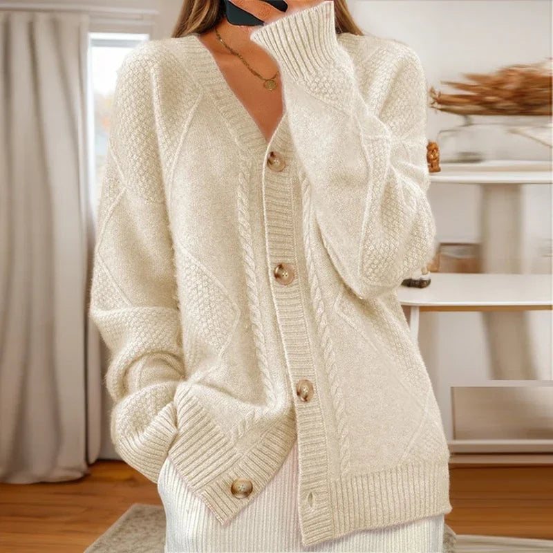 Katie - Cozy Cable Cardigan