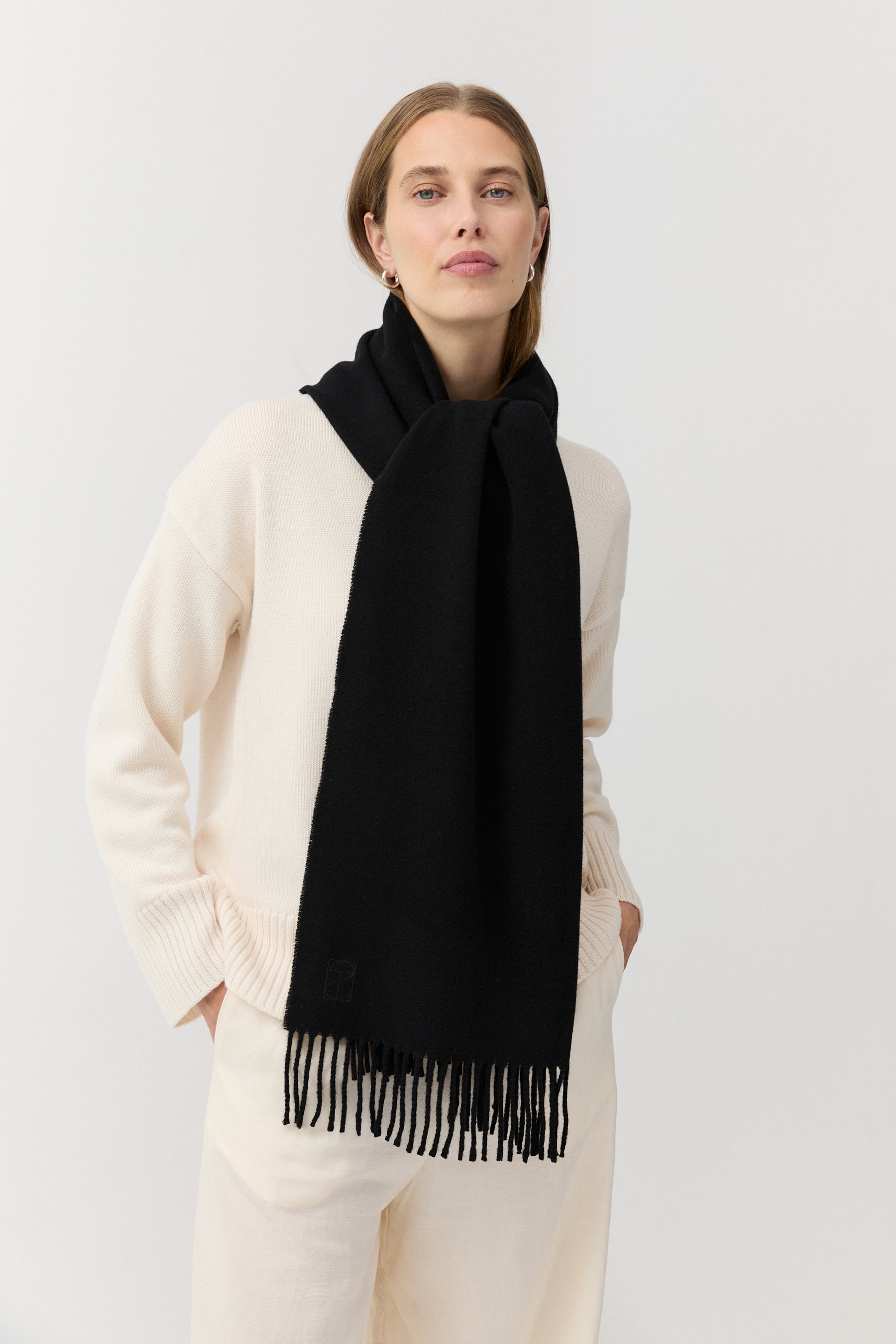 Woven Scarf Black