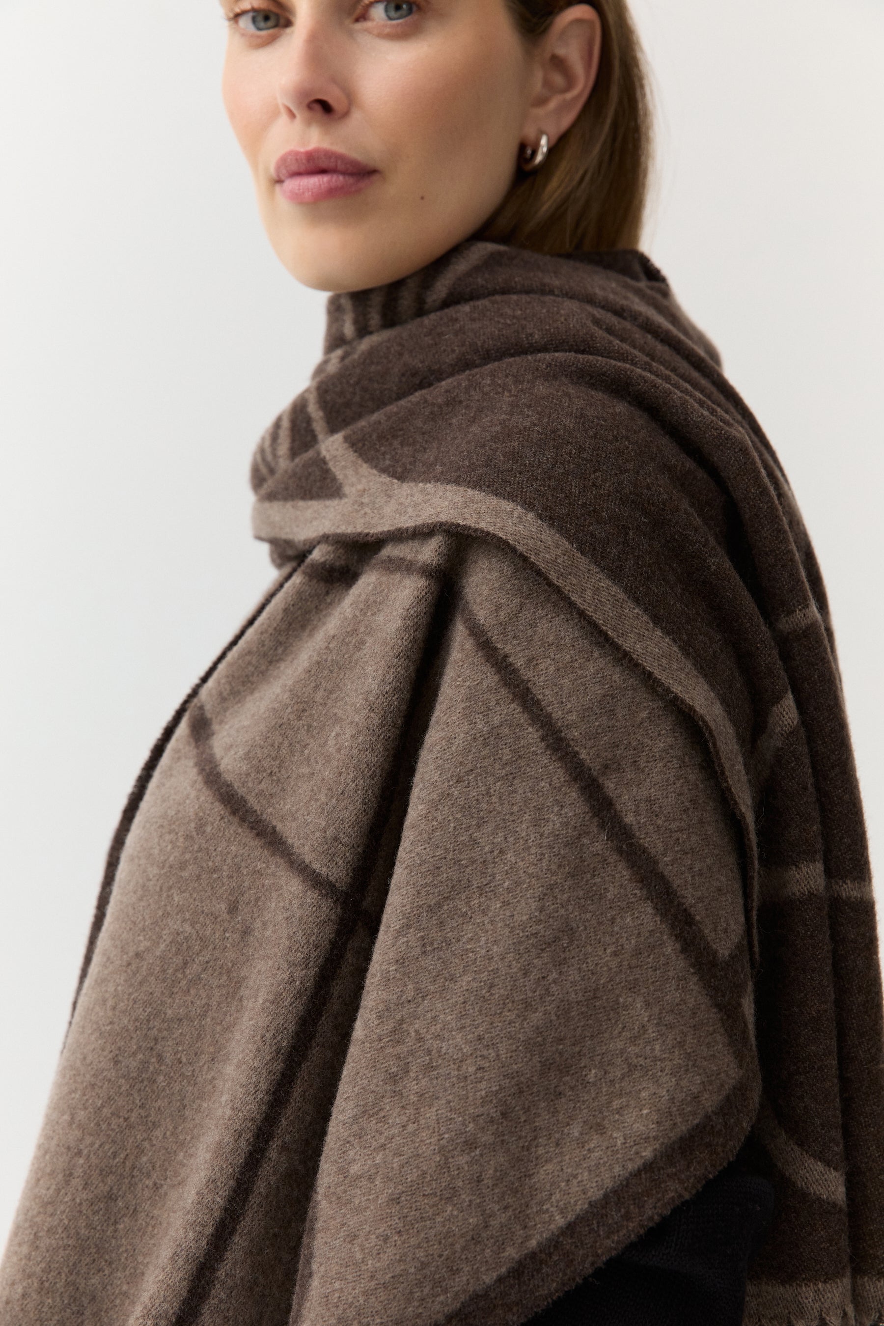 Woven Scarf Monogram Jacquard Brown Melange